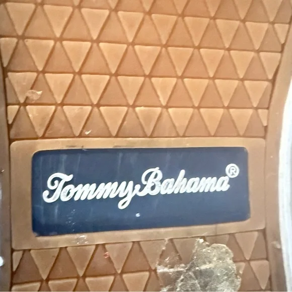 TOMMY BAHAMAS ladies, leather white sneaker size 6 1/2 very good condition - Picture 11 of 12